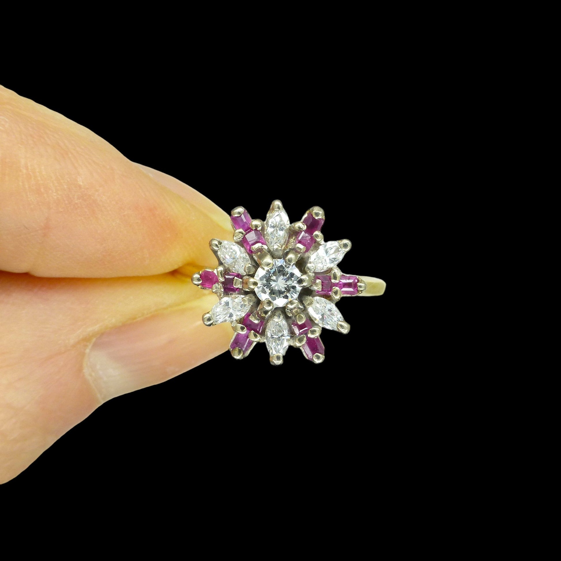 Unique Vintage 18ct ruby & diamond star cluster halo ring 1960's