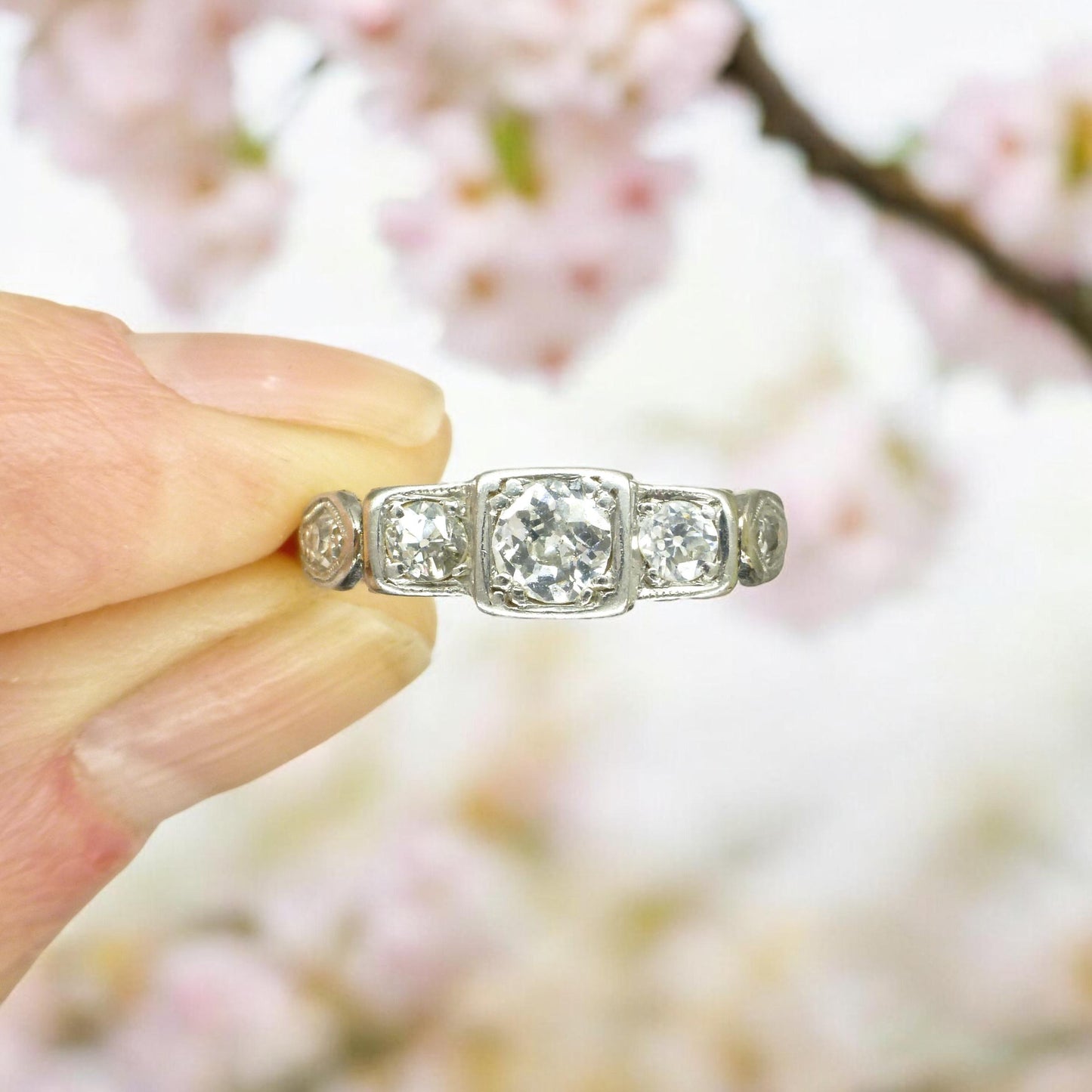 Vintage 18ct white gold old cut diamond three stone trilogy ring 0.50ct ~ c1930's
