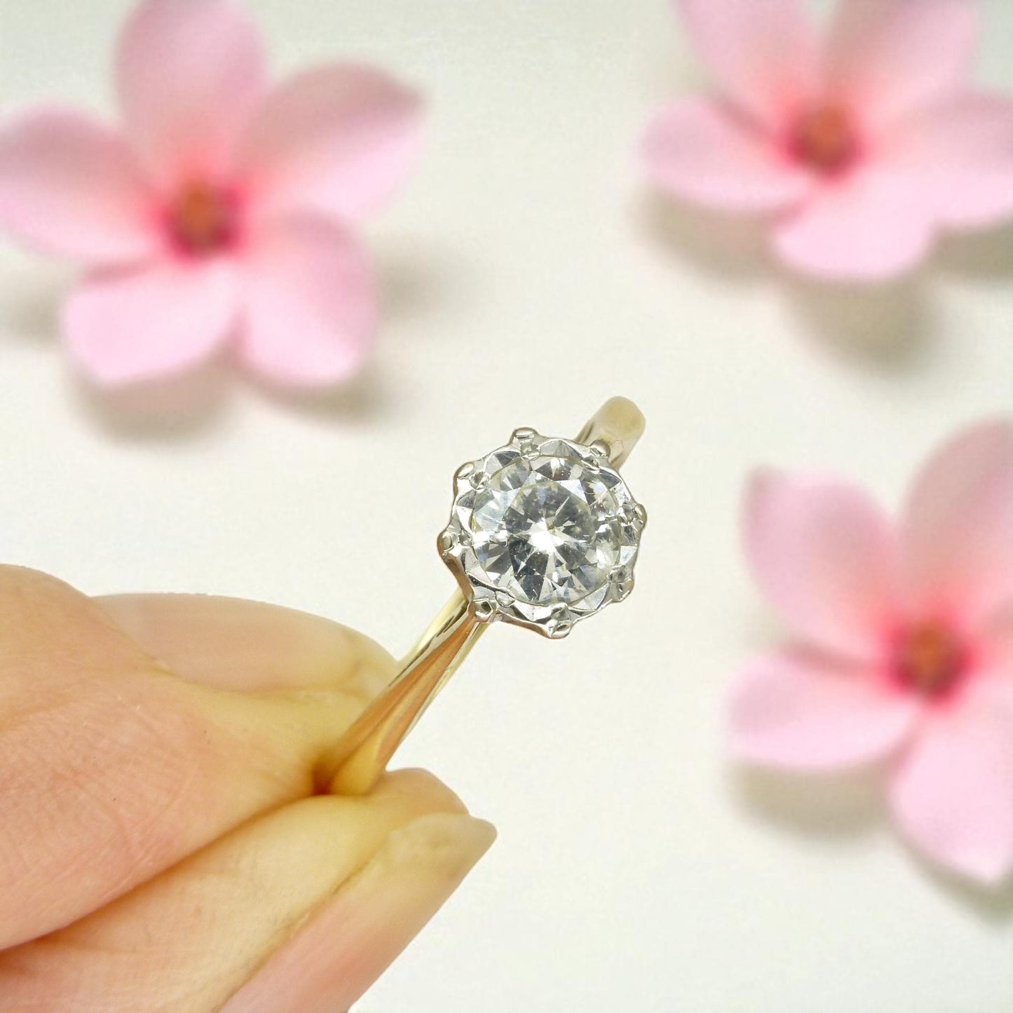 Vintage 18ct gold natural diamond solitaire ring 0.50ct c1950's