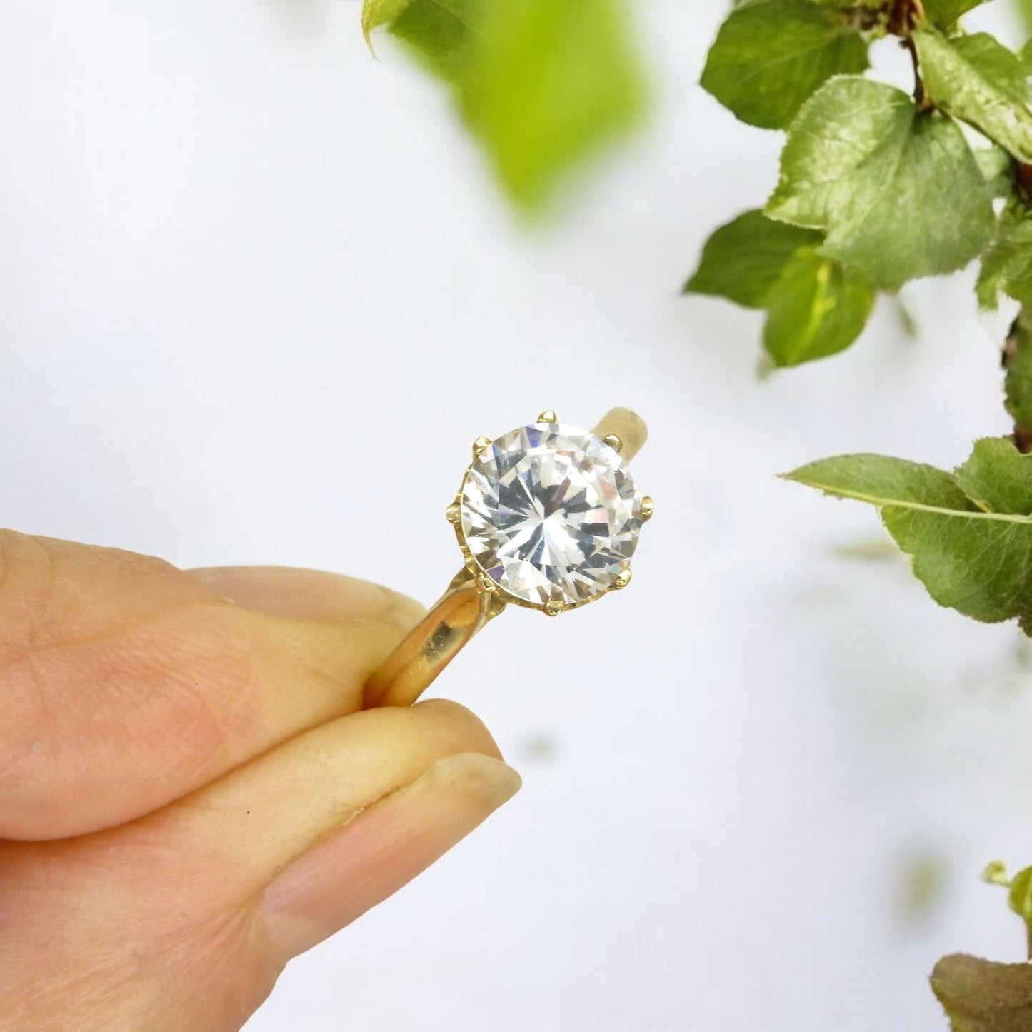 Vintage 9ct gold 'Faux diamond' solitaire ring c1970's