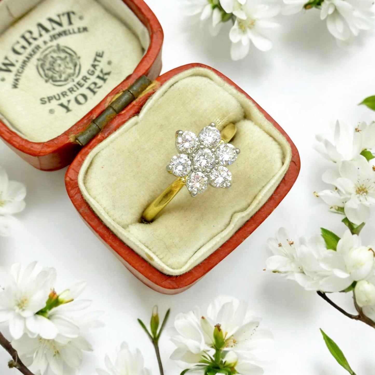 Vintage 18ct natural diamond flower cluster halo ring 0.77ct