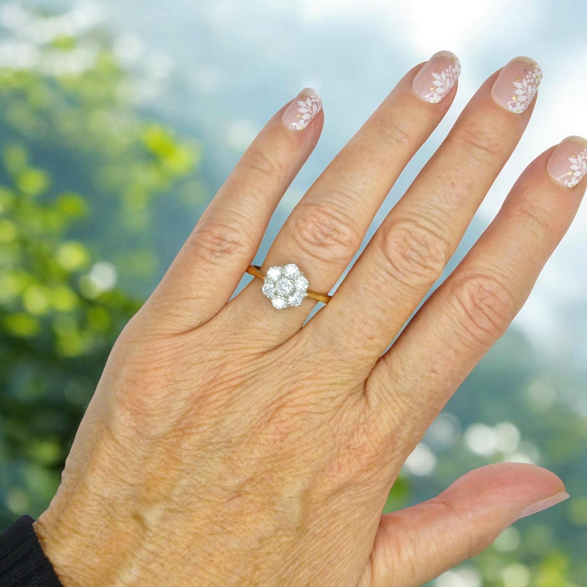 Vintage 18ct platinum natural diamond cluster halo ring 0.77ct c1960's