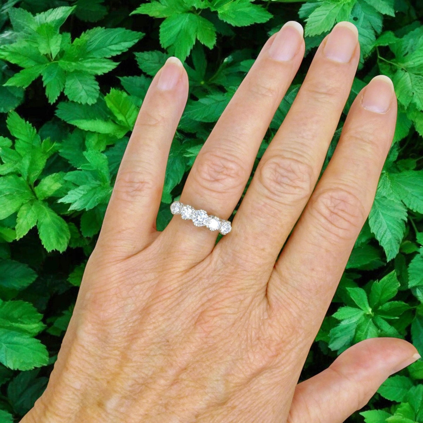 Vintage 18ct natural brilliant cut diamond five stone ring 1.00ct