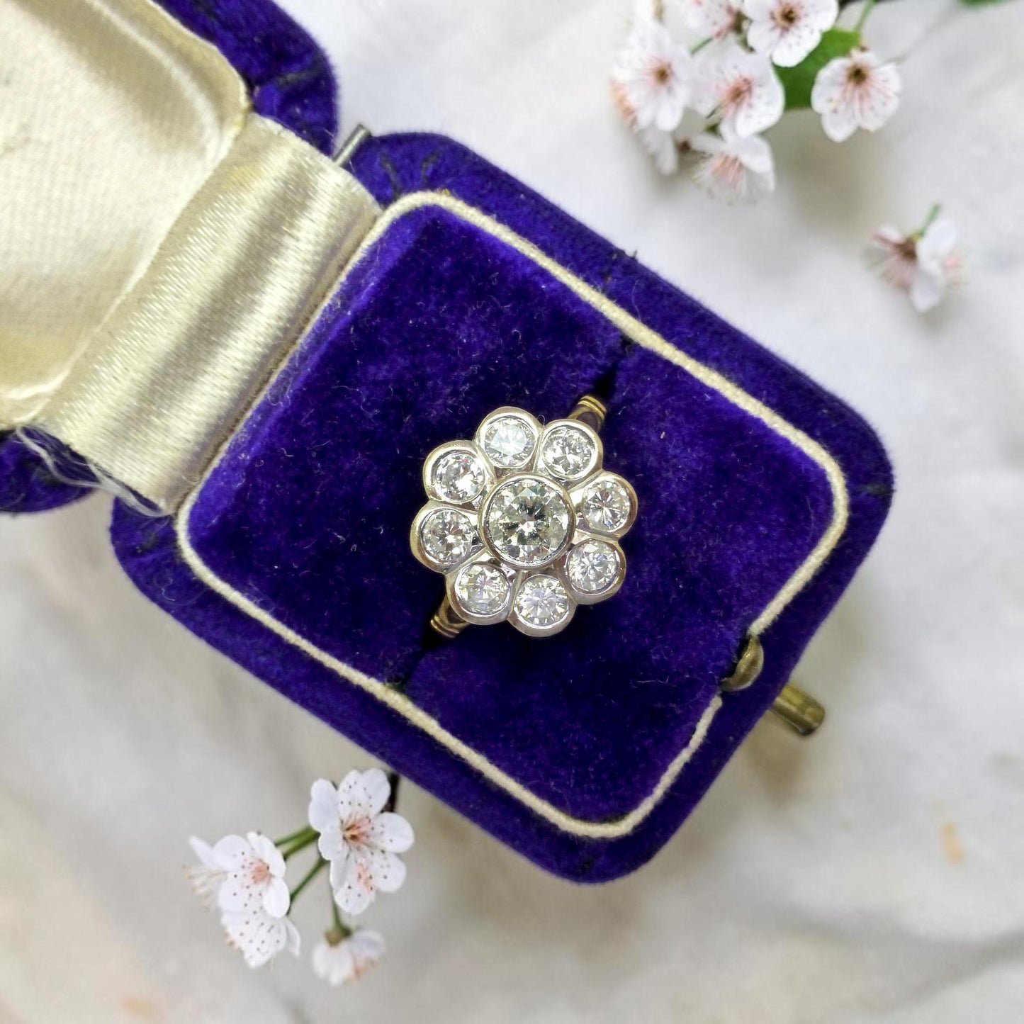 Vintage 18ct natural diamond cluster engagement ring 1.46 carat - Dated 1996