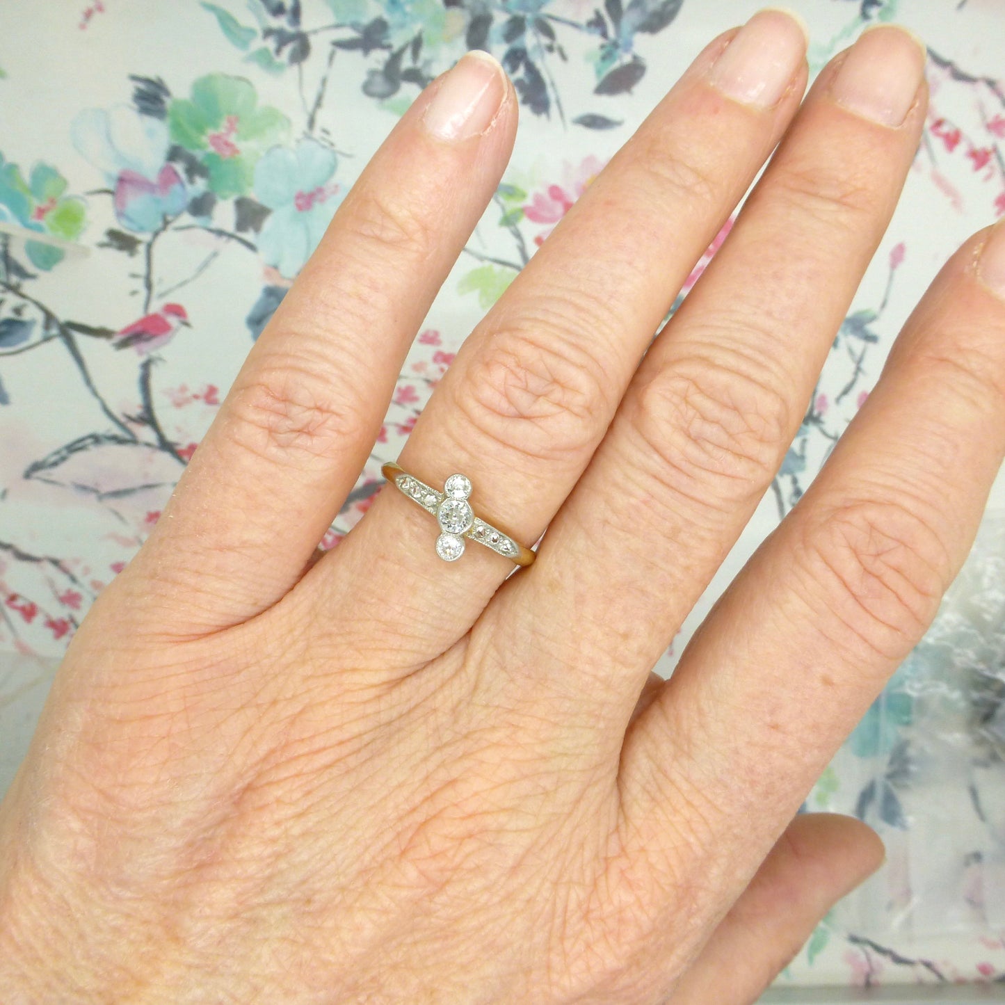 Antique Edwardian 18ct old cut diamond trilogy ring c1910's
