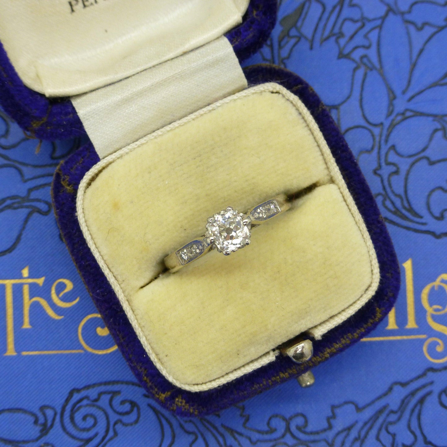 Vintage 18ct white gold old mine cut diamond solitaire ring