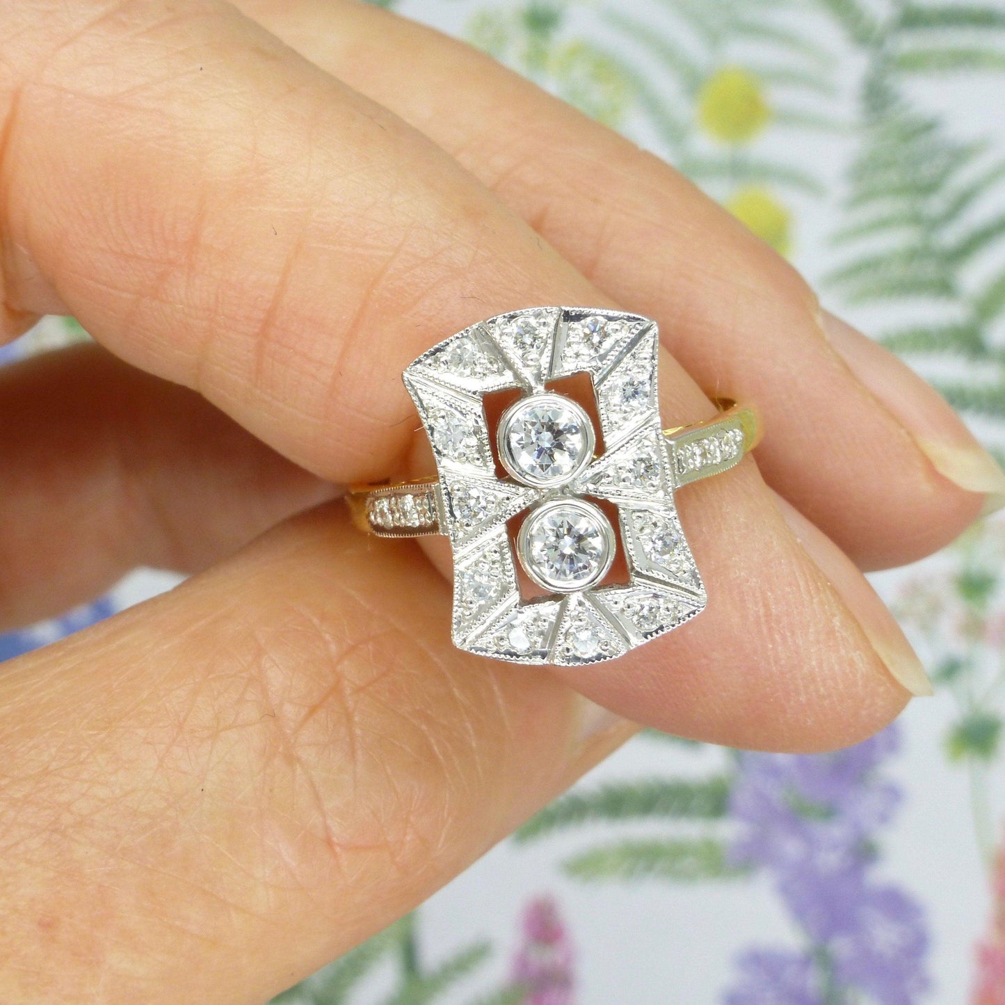 Vintage 18ct Art Deco style Diamond cluster panel ring