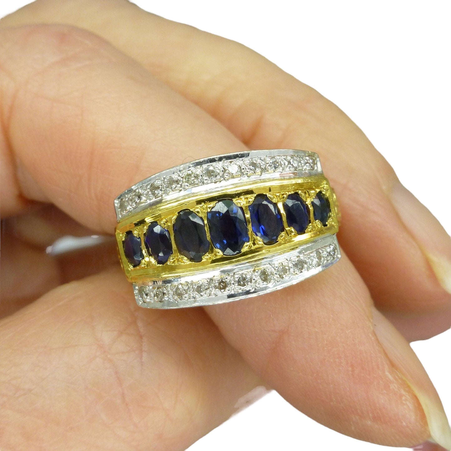 Vintage 18ct gold oval sapphire and diamond  triple band ring 1970's