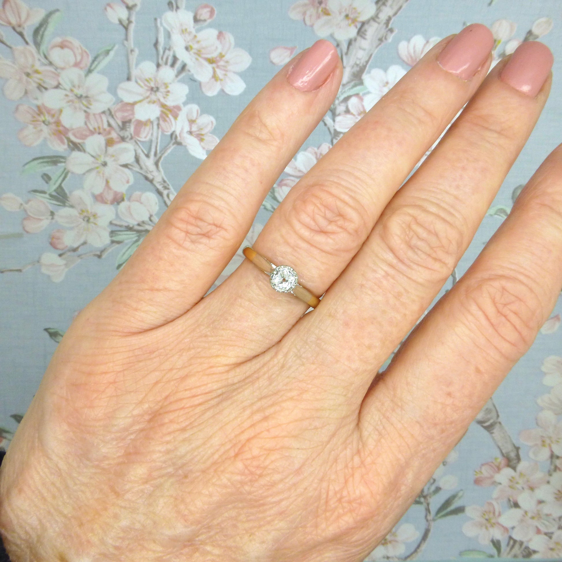 Antique Platinum 18ct old mine cut diamond solitaire engagement ring 0.25ct 1920's