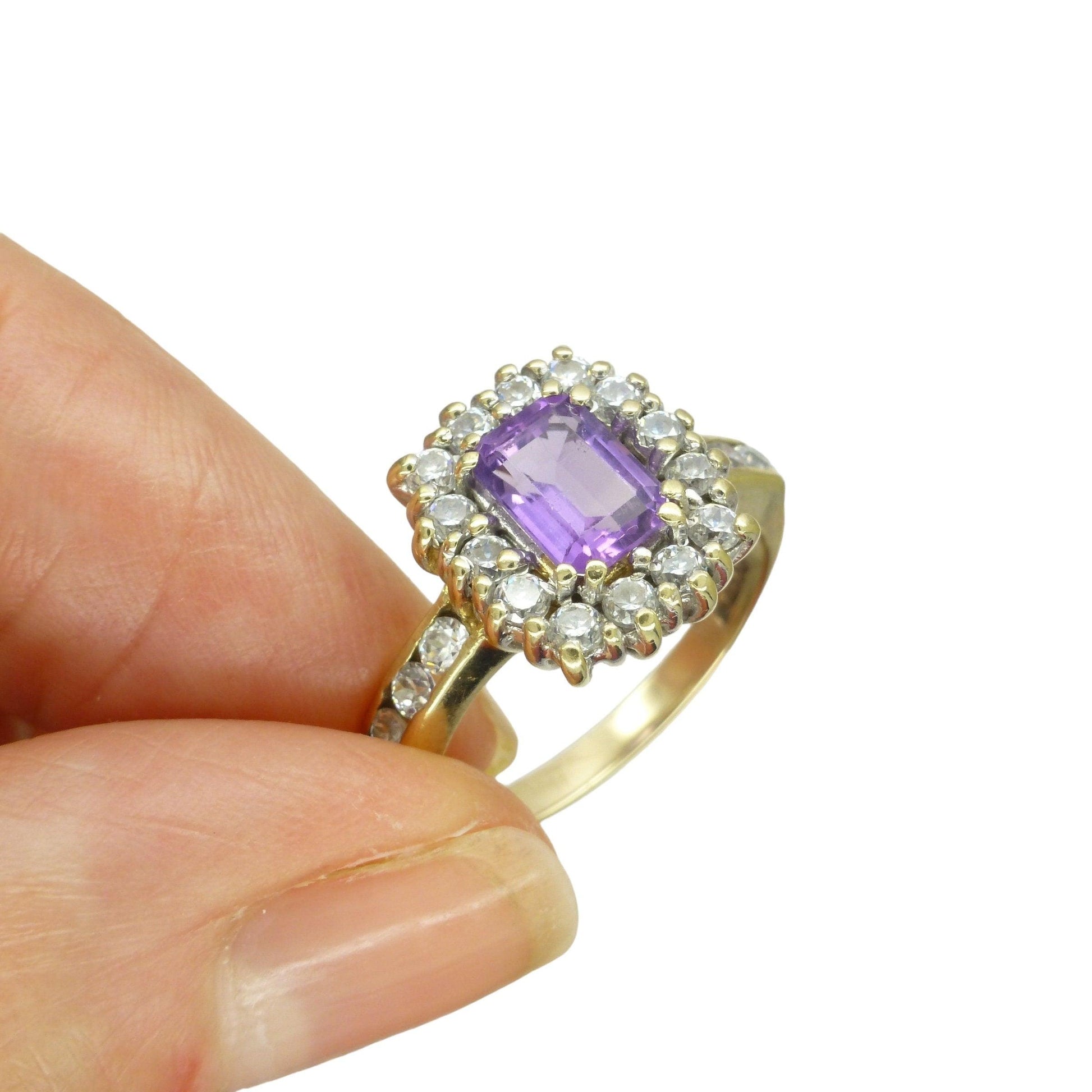 Vintage 9ct gold emerald cut Amethyst & CZ cluster dress ring