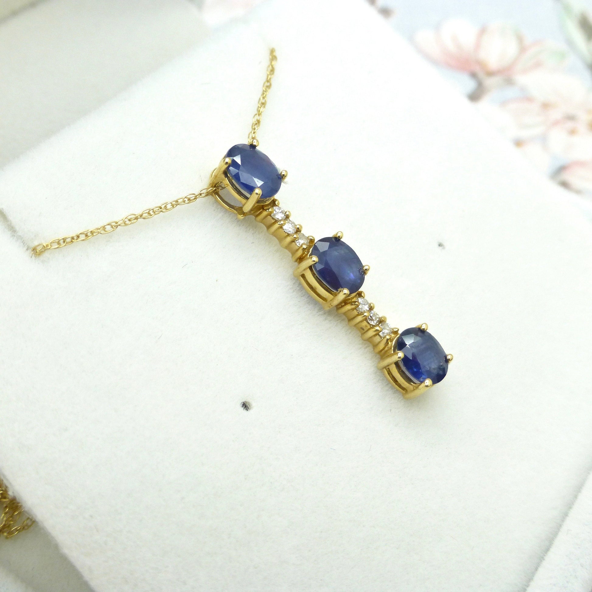 Vintage 14K gold sapphire and diamond bar pendant & gold chain