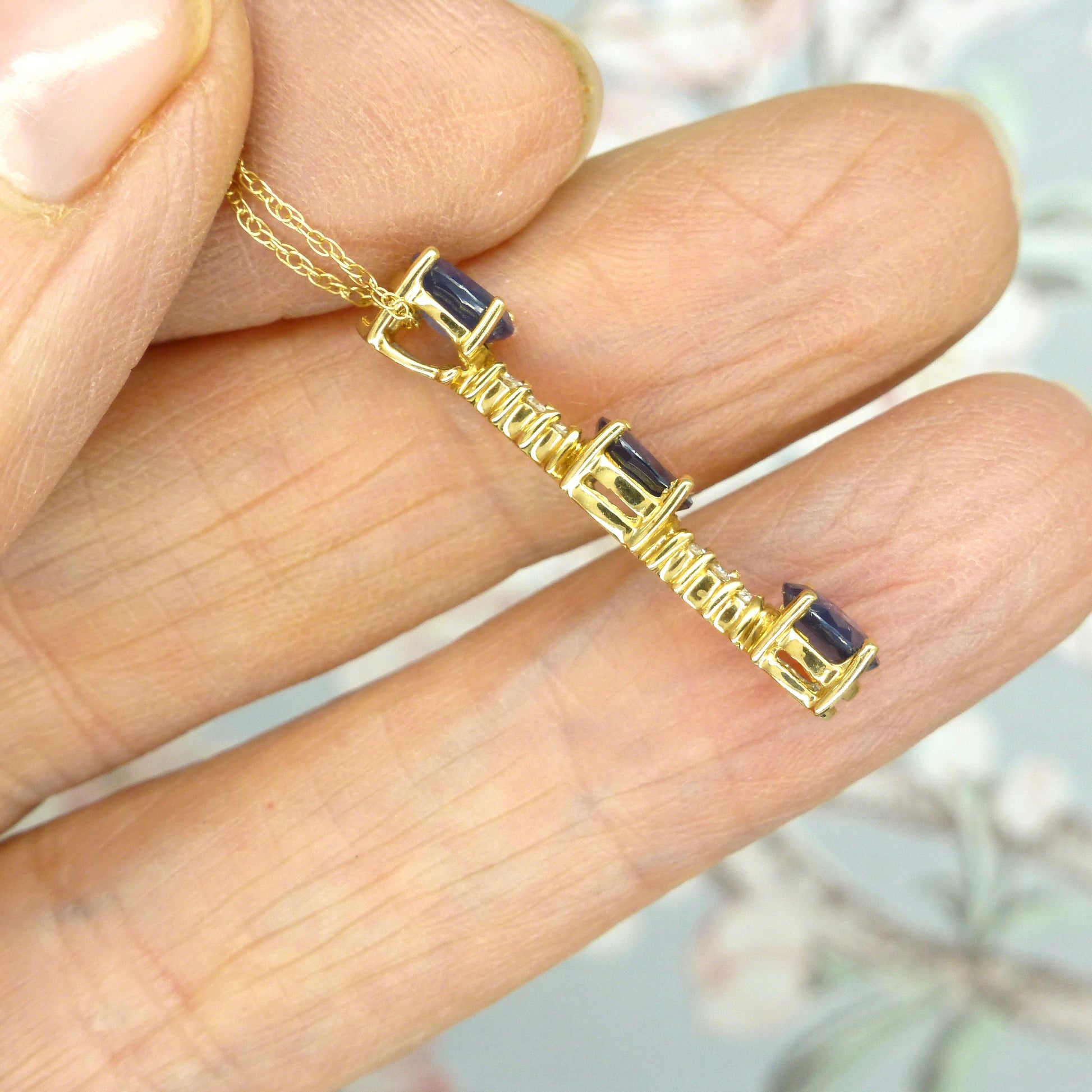 Vintage 14K gold sapphire and diamond bar pendant & gold chain