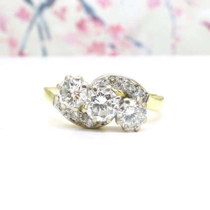 Vintage 18ct natural diamond three stone trilogy twist ring + Independent valuation report