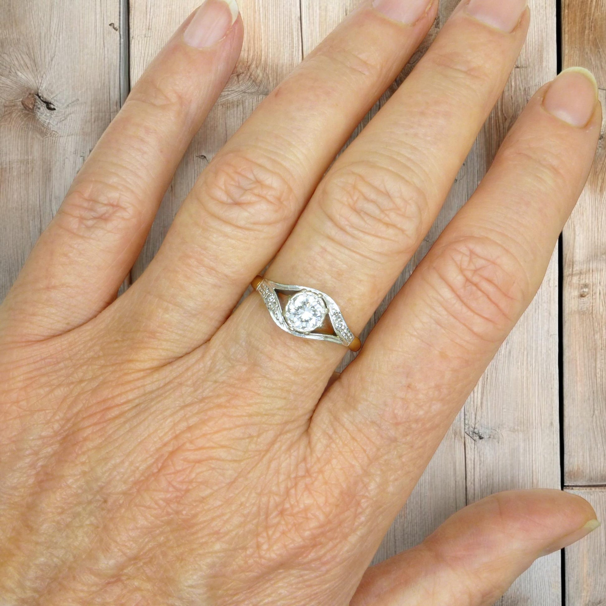 Vintage 18ct natural diamond solitaire ring 0.50ct c1930 ~ 1950's