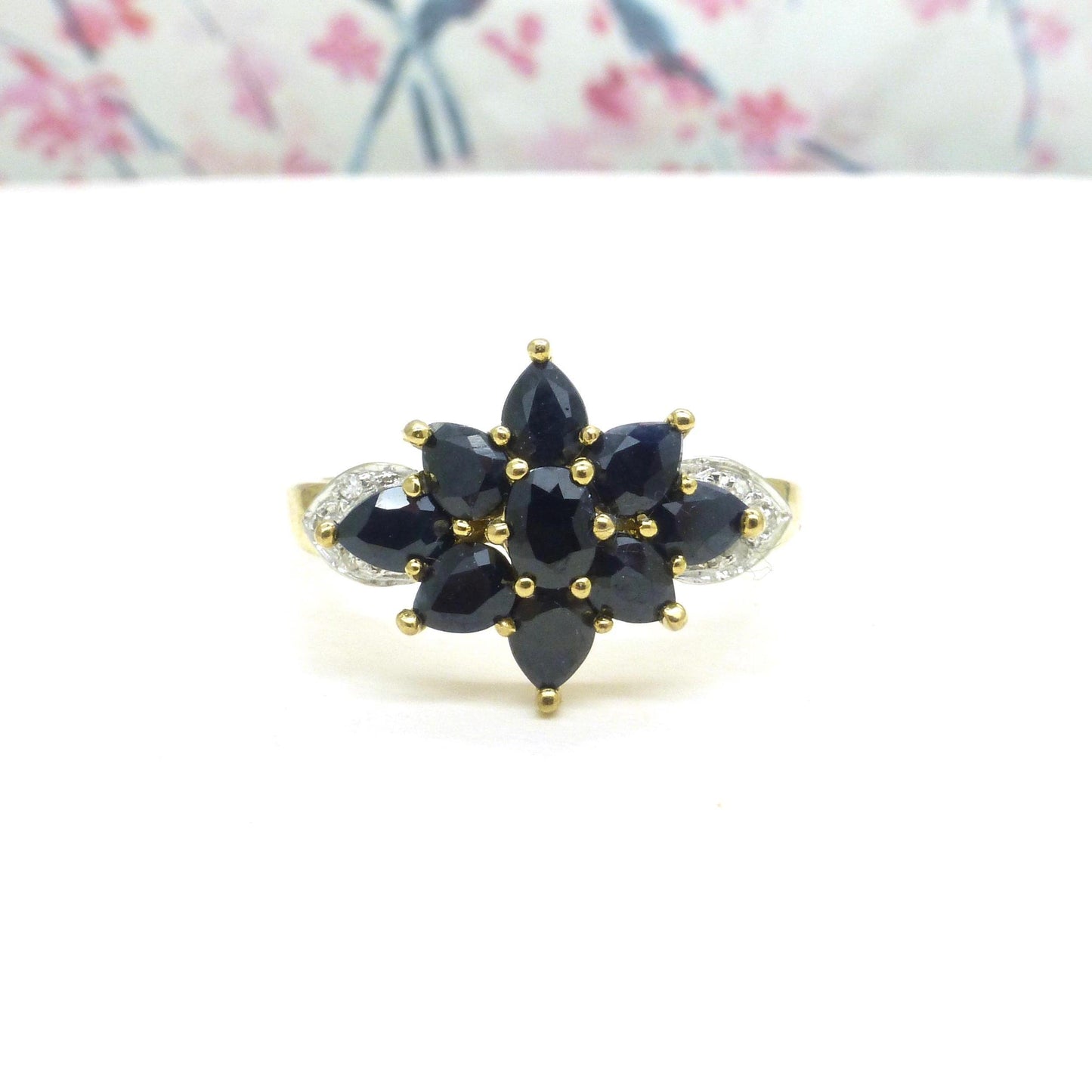 Vintage 9ct Sapphire and diamond flower cluster ring