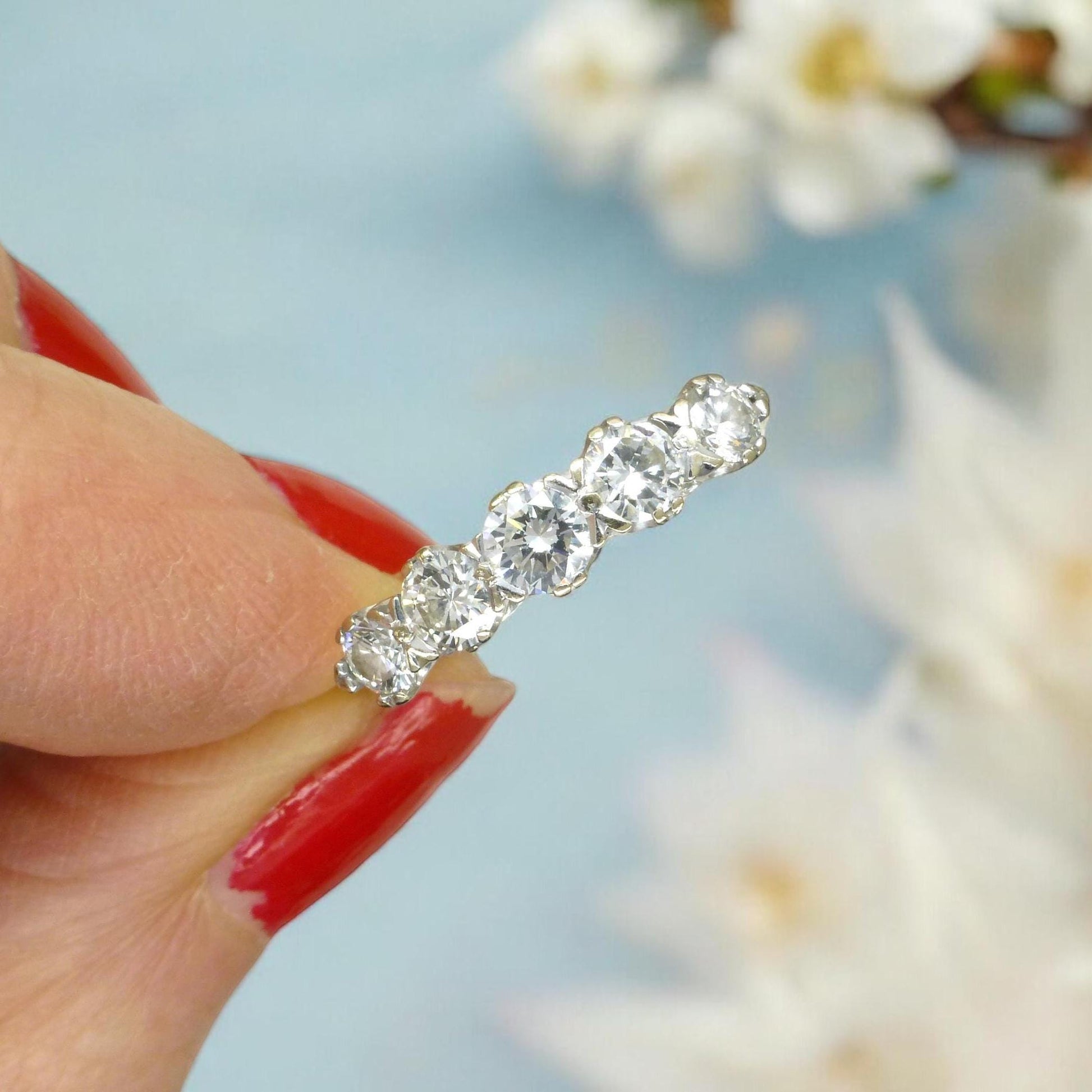 Vintage 18ct gold natural brilliant cut diamond five stone ring 0.75ct