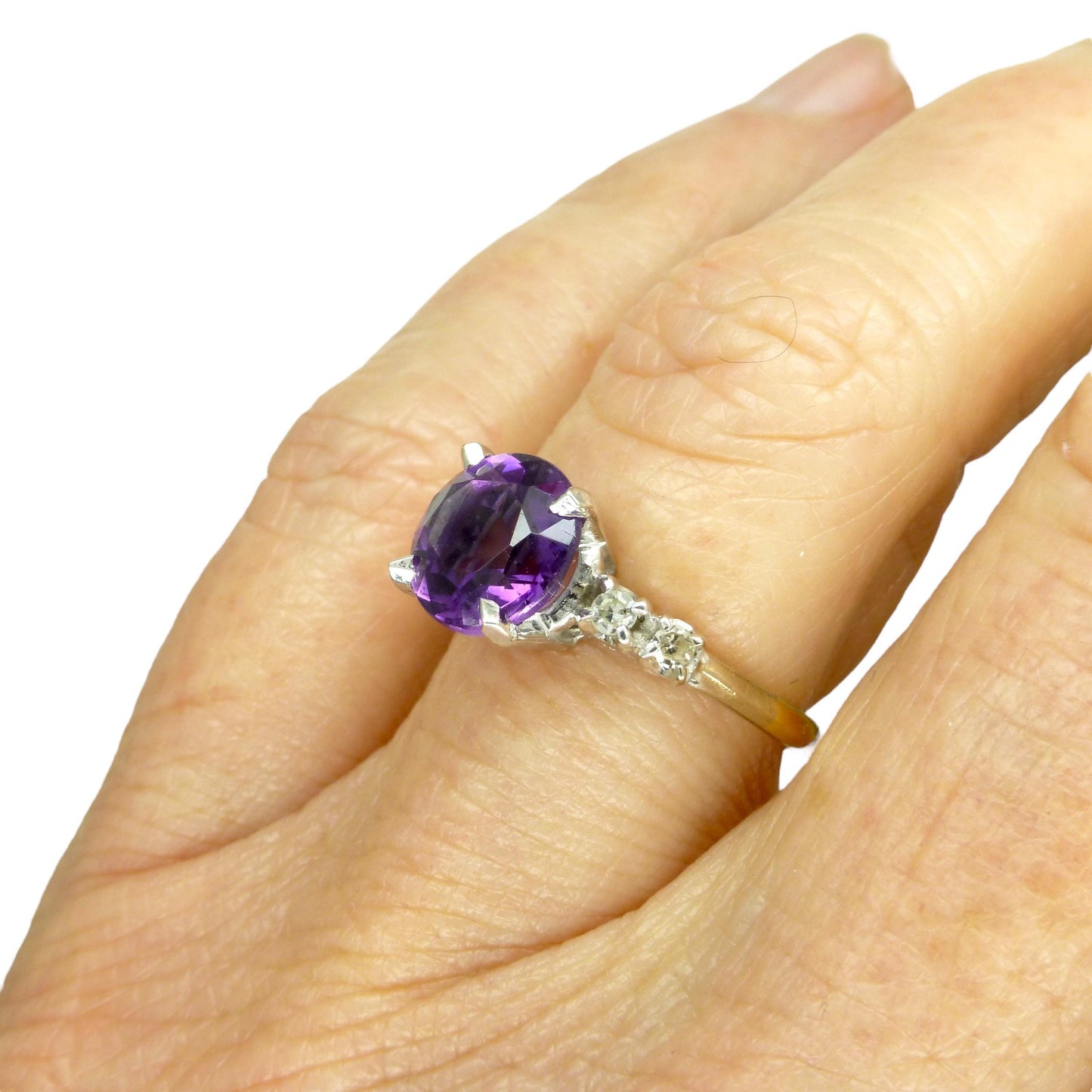 Vintage solid 18ct gold Amethyst & Diamond solitaire ring 1980's