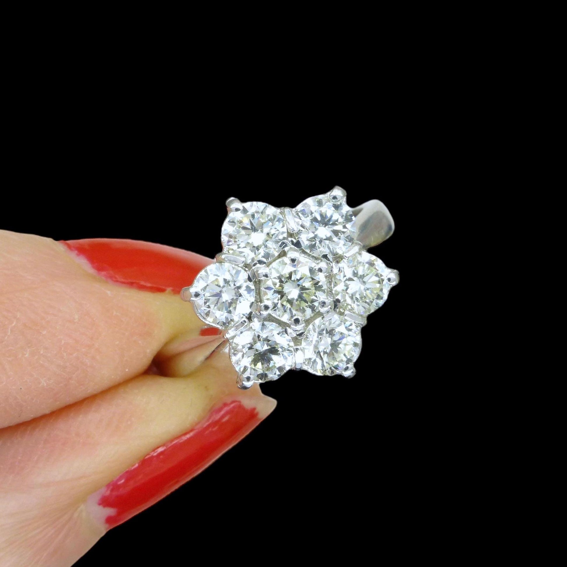 Stunning vintage 18ct white gold diamond cluster ring 1.41 carat ~ Independent Valuation