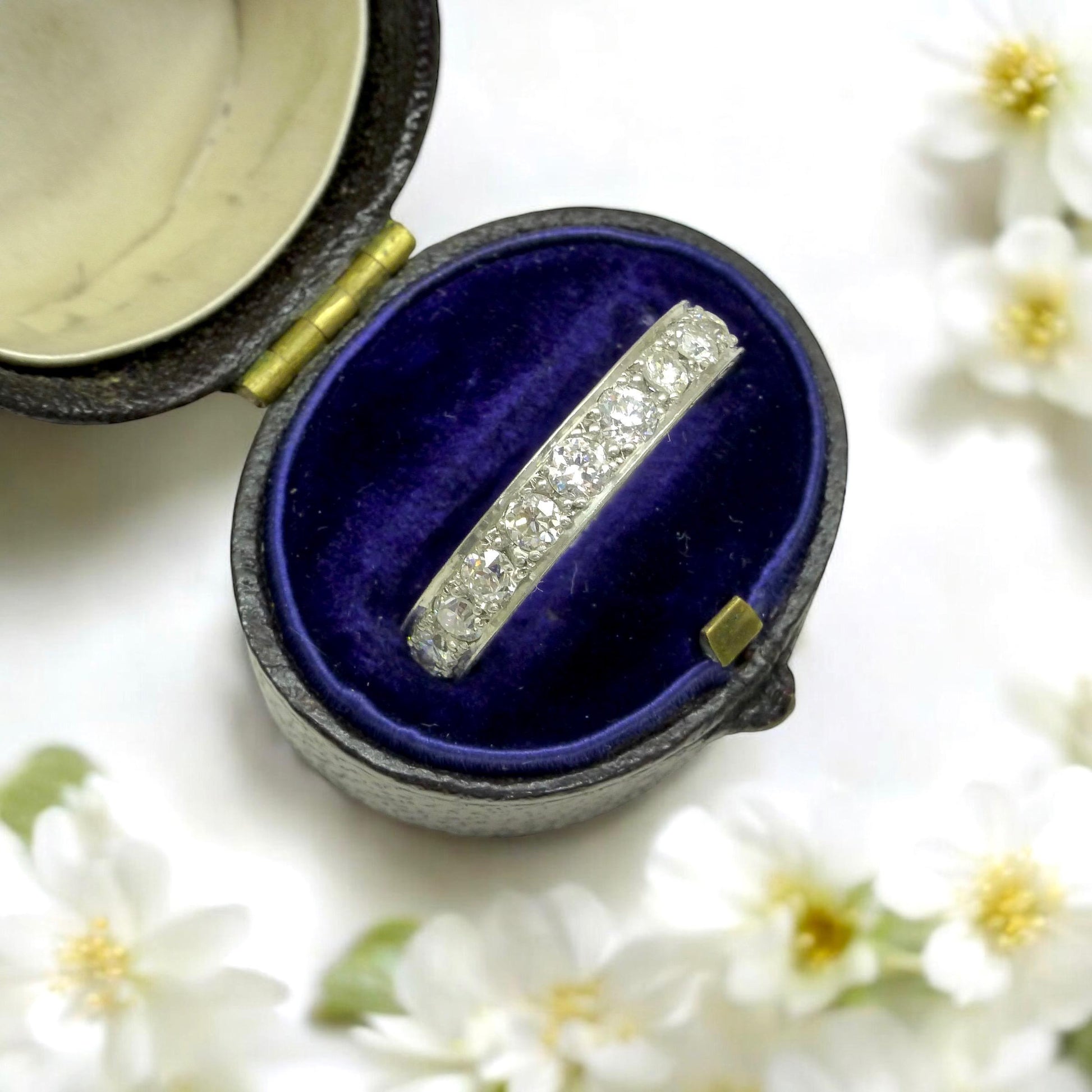 Art Deco old cut Diamond full hoop, engraved eternity wedding band 1.60ct - 1920's