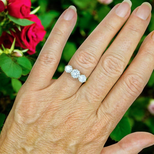 Vintage 18ct natural diamond three stone trilogy ring 0.83ct. Dated 1975 + Independent valuation