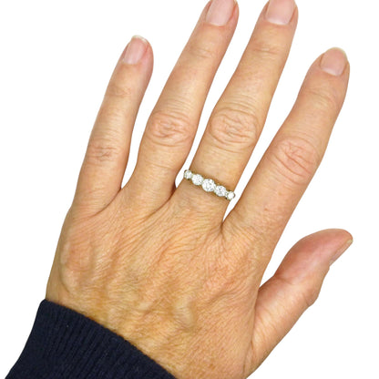 Vintage 18ct gold natural brilliant cut diamond five stone ring 0.75ct