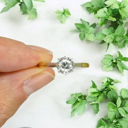 Vintage 18ct gold natural diamond solitaire ring 0.35ct - dated 1970