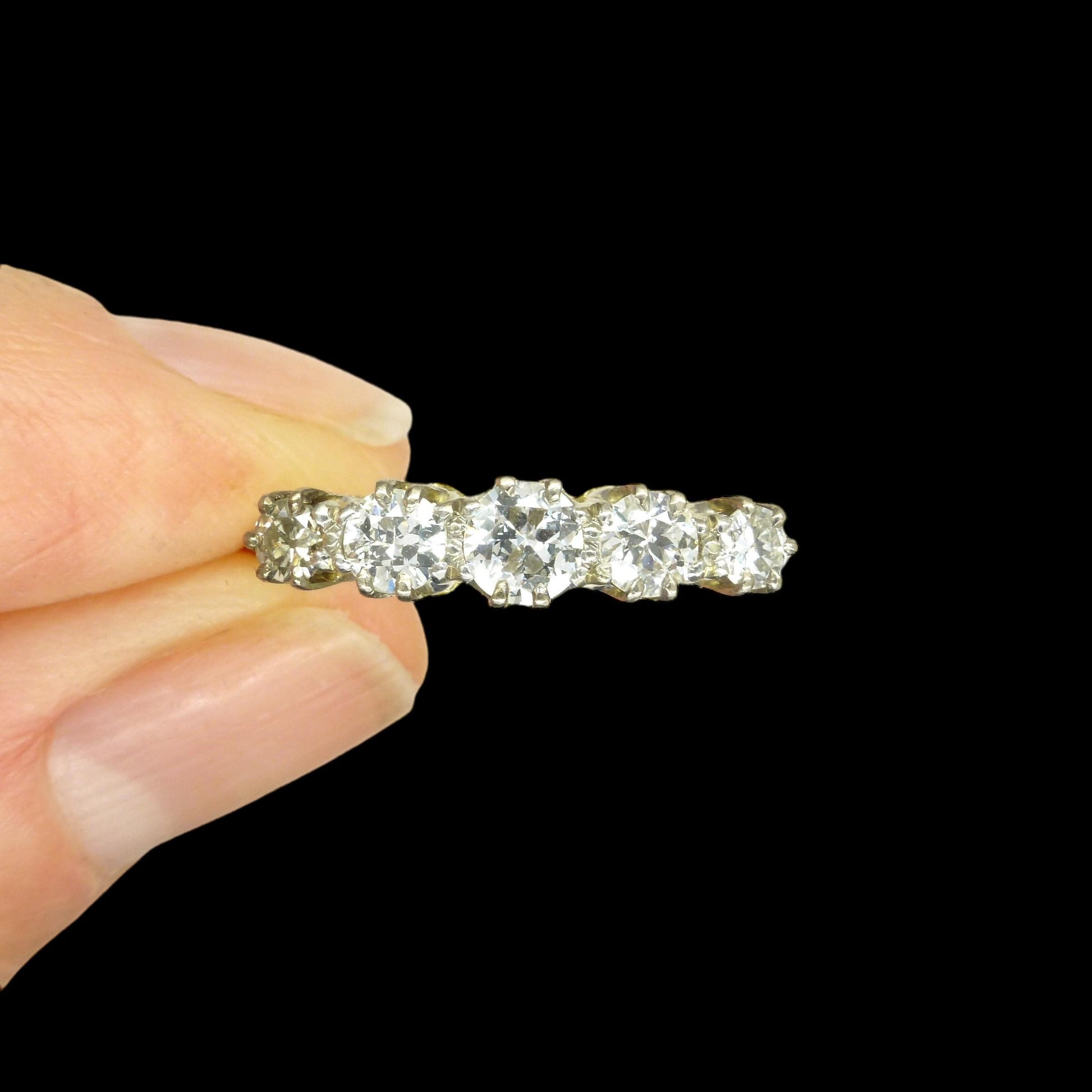 Vintage 18ct gold natural brilliant cut diamond five stone ring 0.75ct