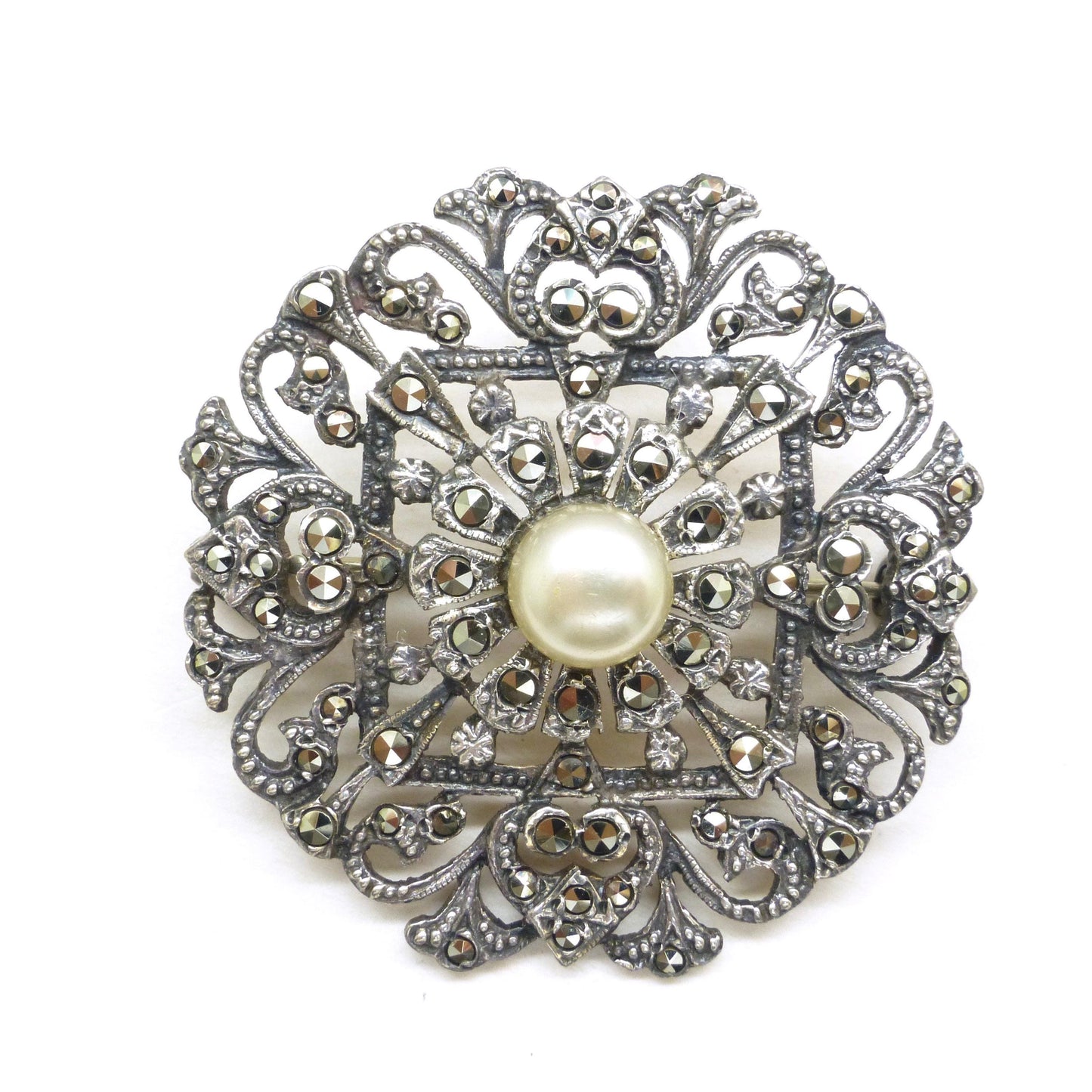 Vintage silver macasite & faux pearl brooch c1930's
