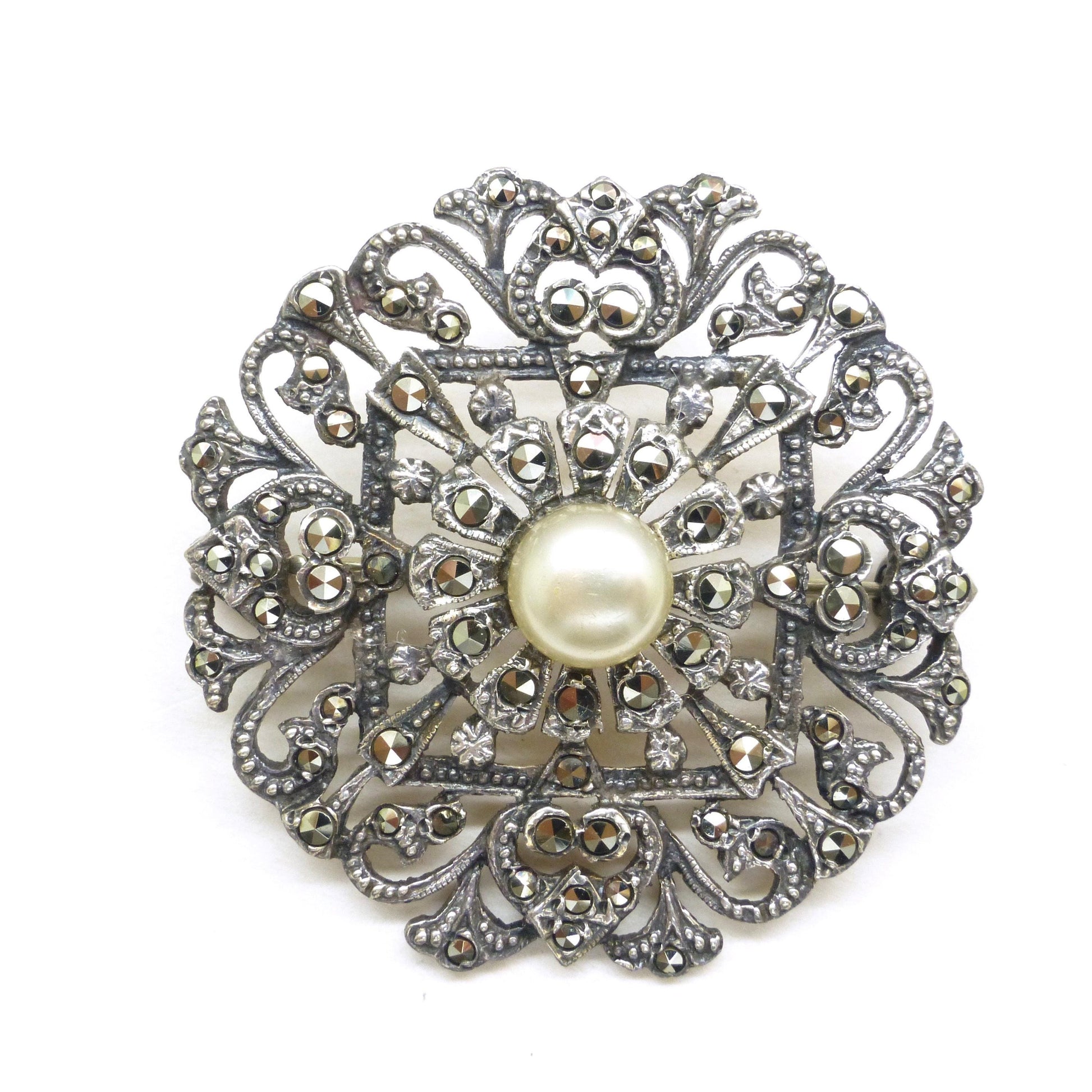 Vintage silver macasite & faux pearl brooch c1930's