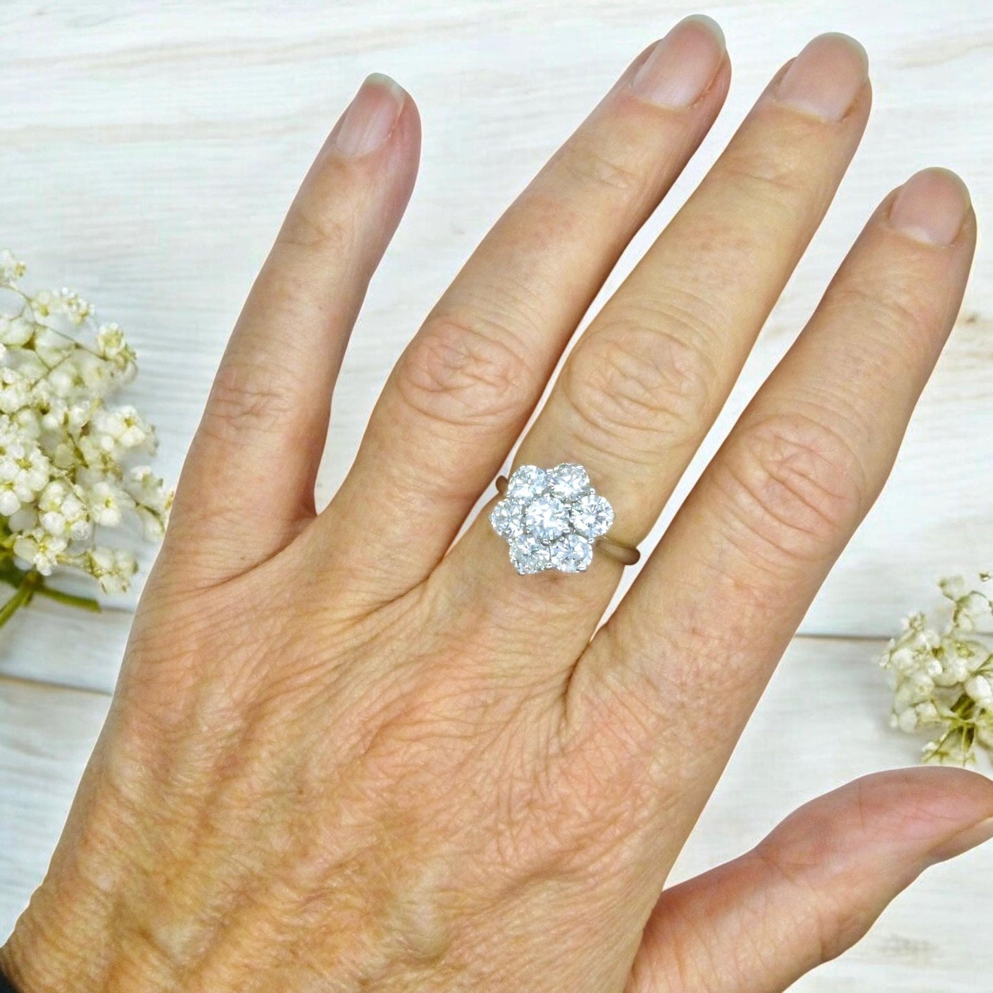 Vintage 18ct white gold diamond statement cluster ring 2.20 carat ~ Independent Valuation