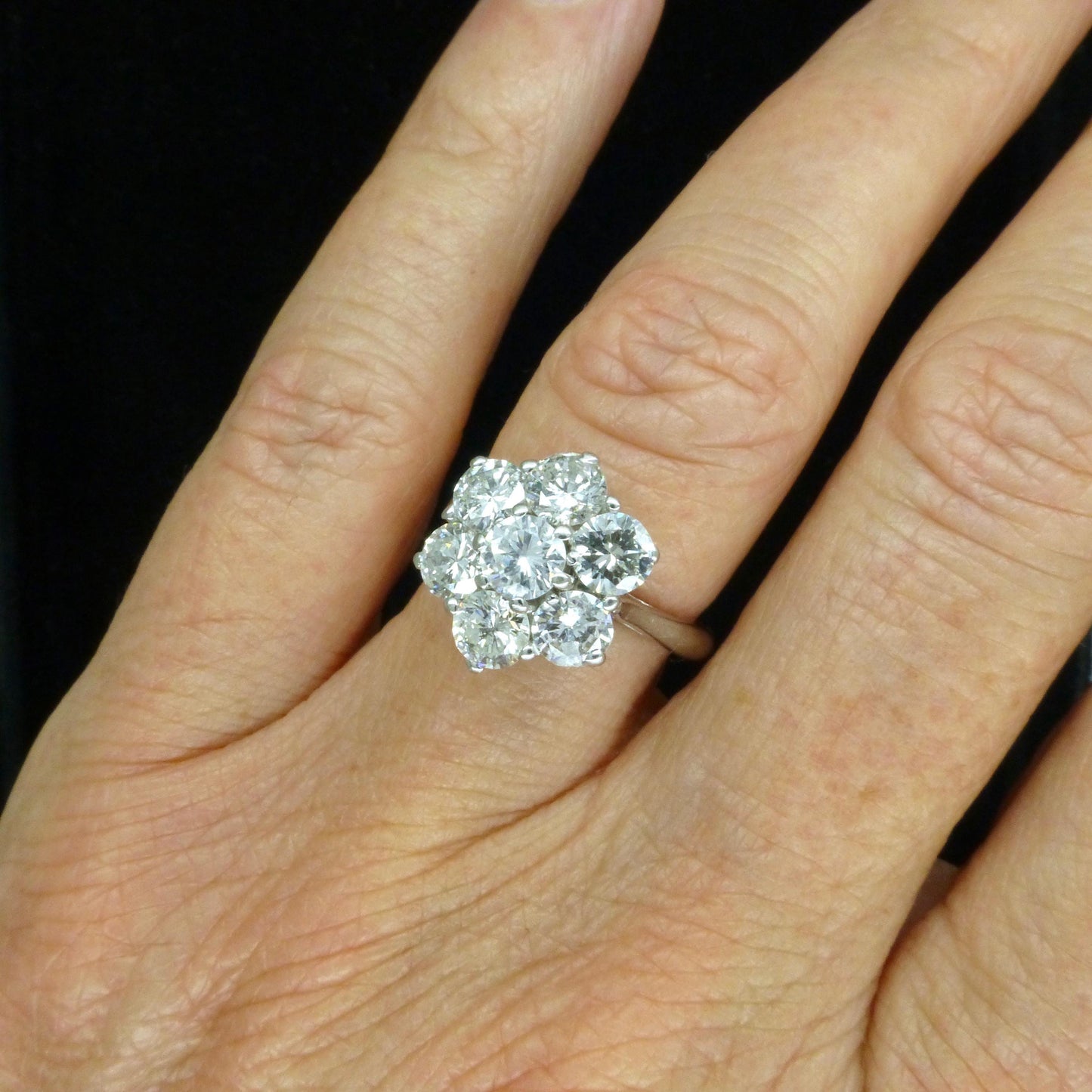 Vintage 18ct white gold diamond statement cluster ring 2.20 carat ~ Independent Valuation