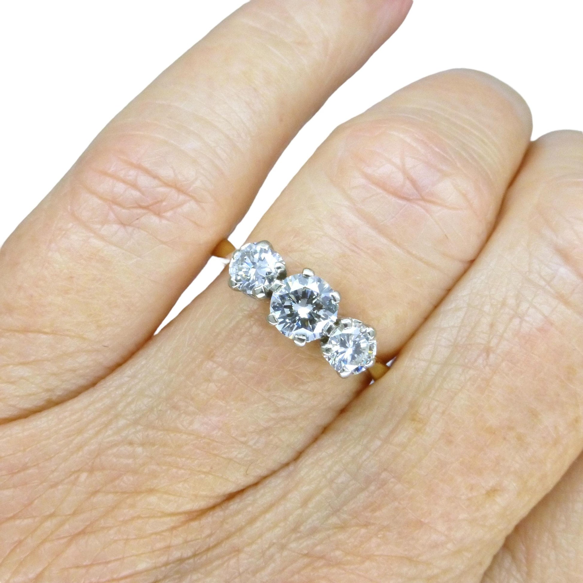 Vintage 18ct natural diamond three stone trilogy ring 1.00ct