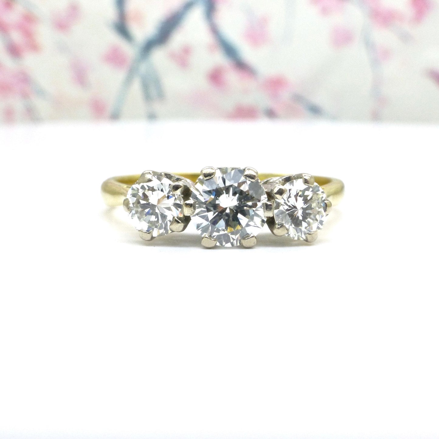 Vintage 18ct natural diamond three stone trilogy ring 1.00ct