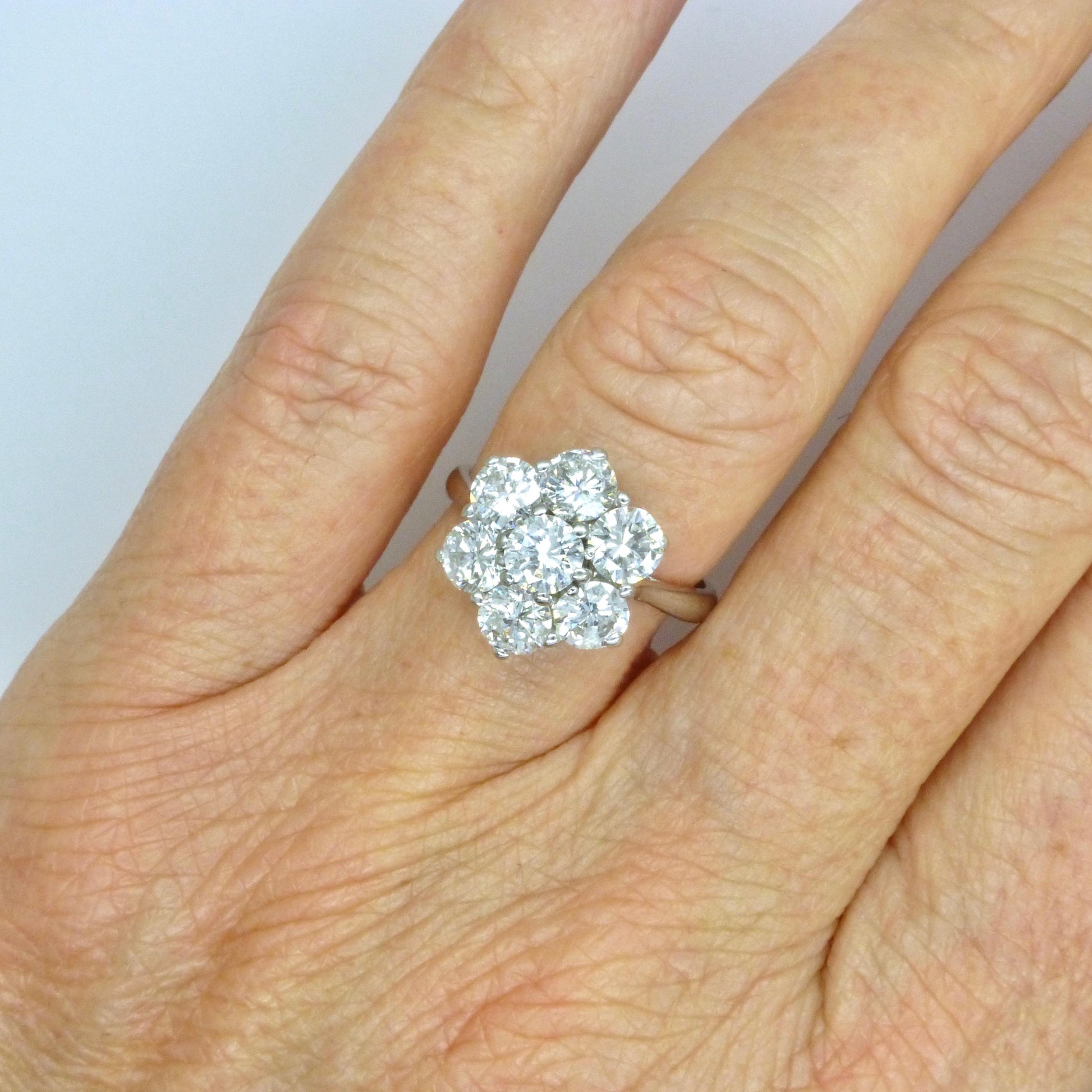 Vintage 18ct white gold diamond statement cluster ring 2.20 carat ~ Independent Valuation