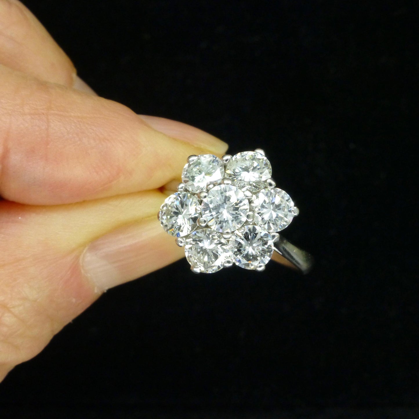 Vintage 18ct white gold diamond statement cluster ring 2.20 carat ~ Independent Valuation