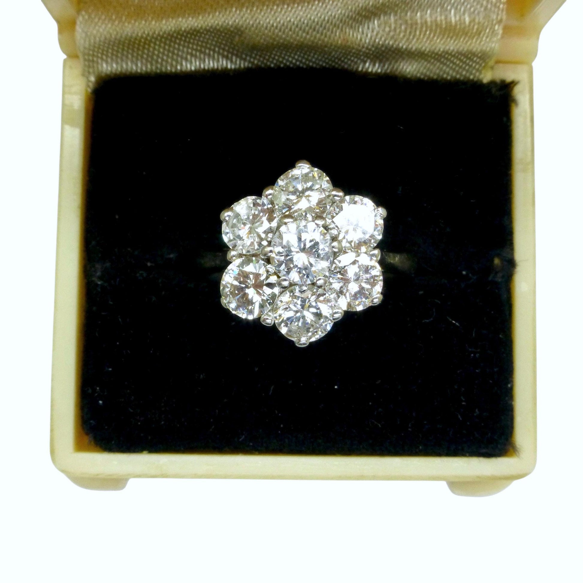 Vintage 18ct white gold diamond statement cluster ring 2.20 carat ~ Independent Valuation