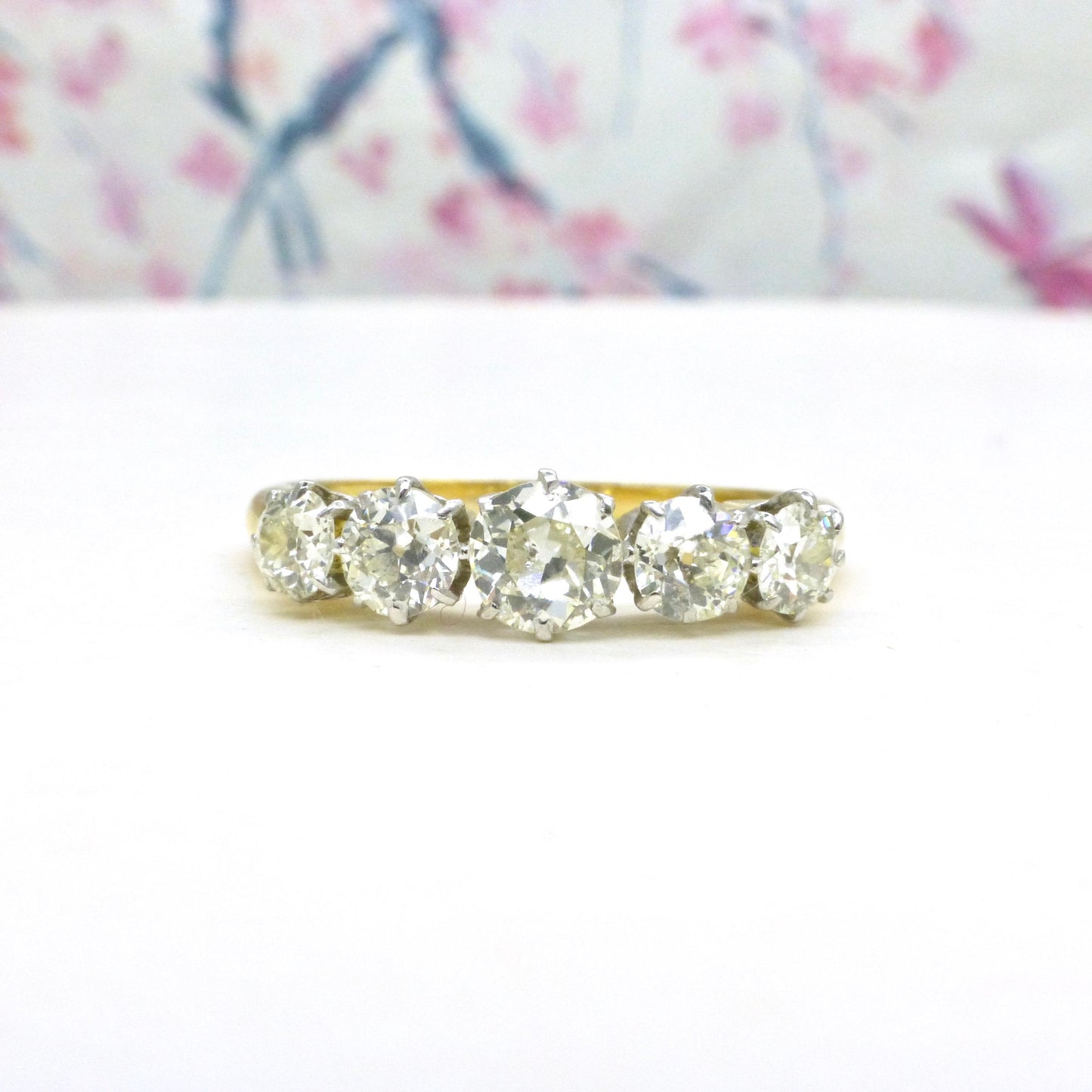 Antique 18ct gold old cut natural diamond five stone ring c.1.05ct c1920's