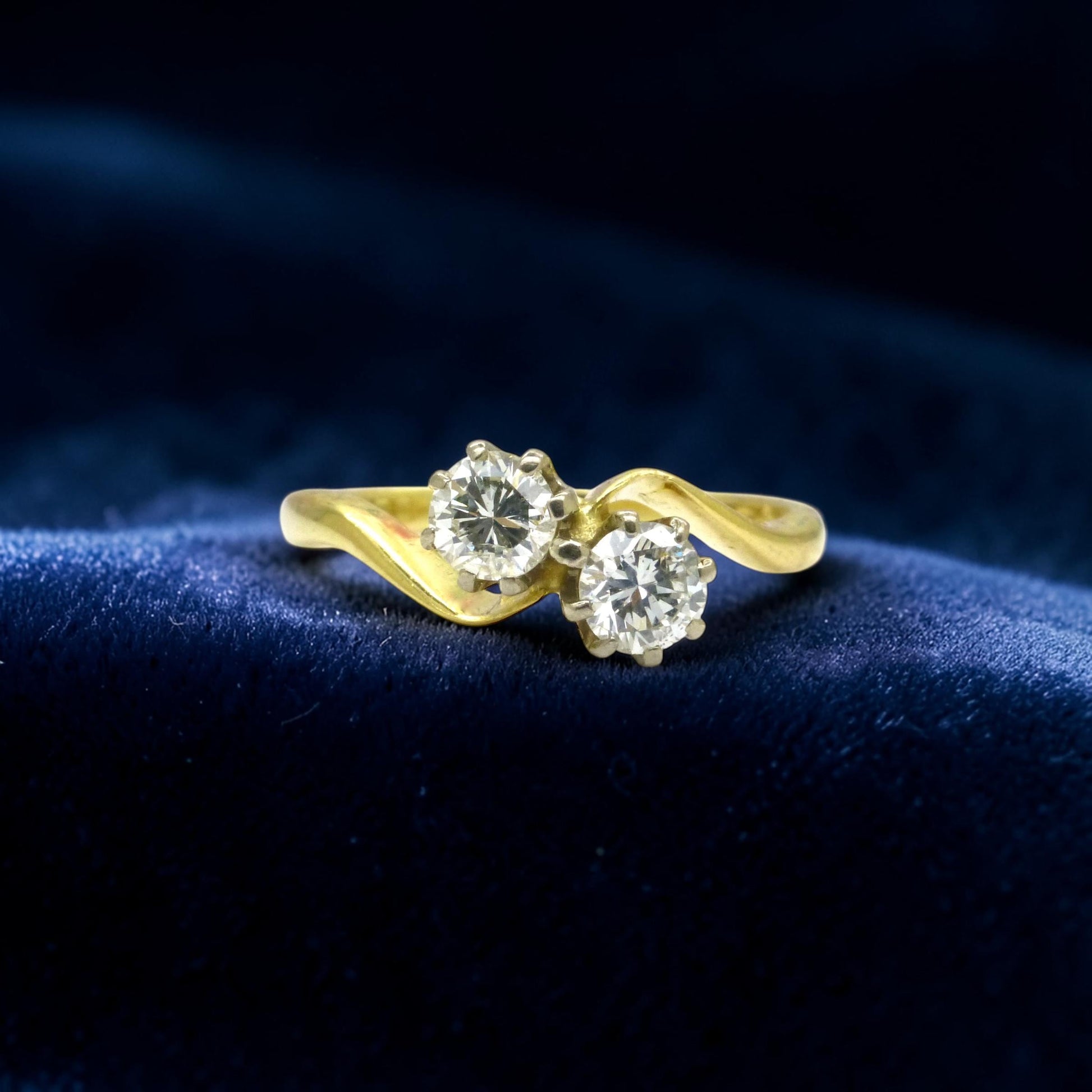 Vintage 18ct Toi et Moi two stone natural diamond ring 0.40ct