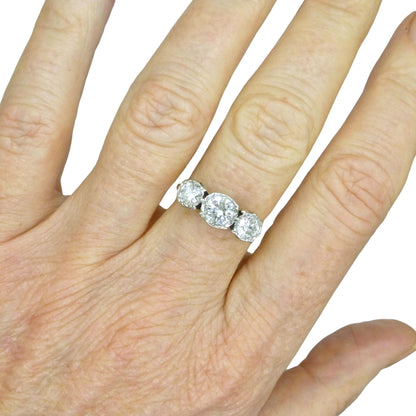 Vintage 18ct natural diamond three stone trilogy ring 1.25ct.