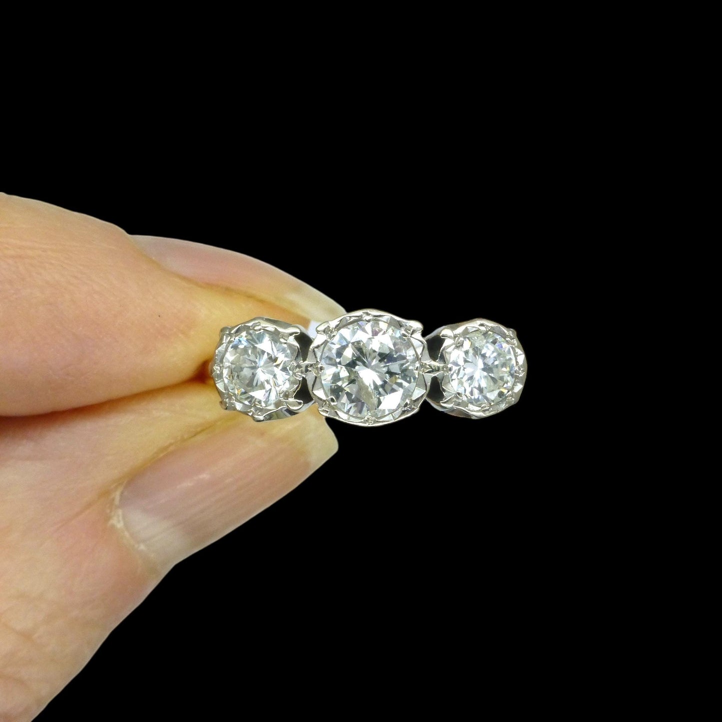 Vintage 18ct natural diamond three stone trilogy ring 1.25ct.