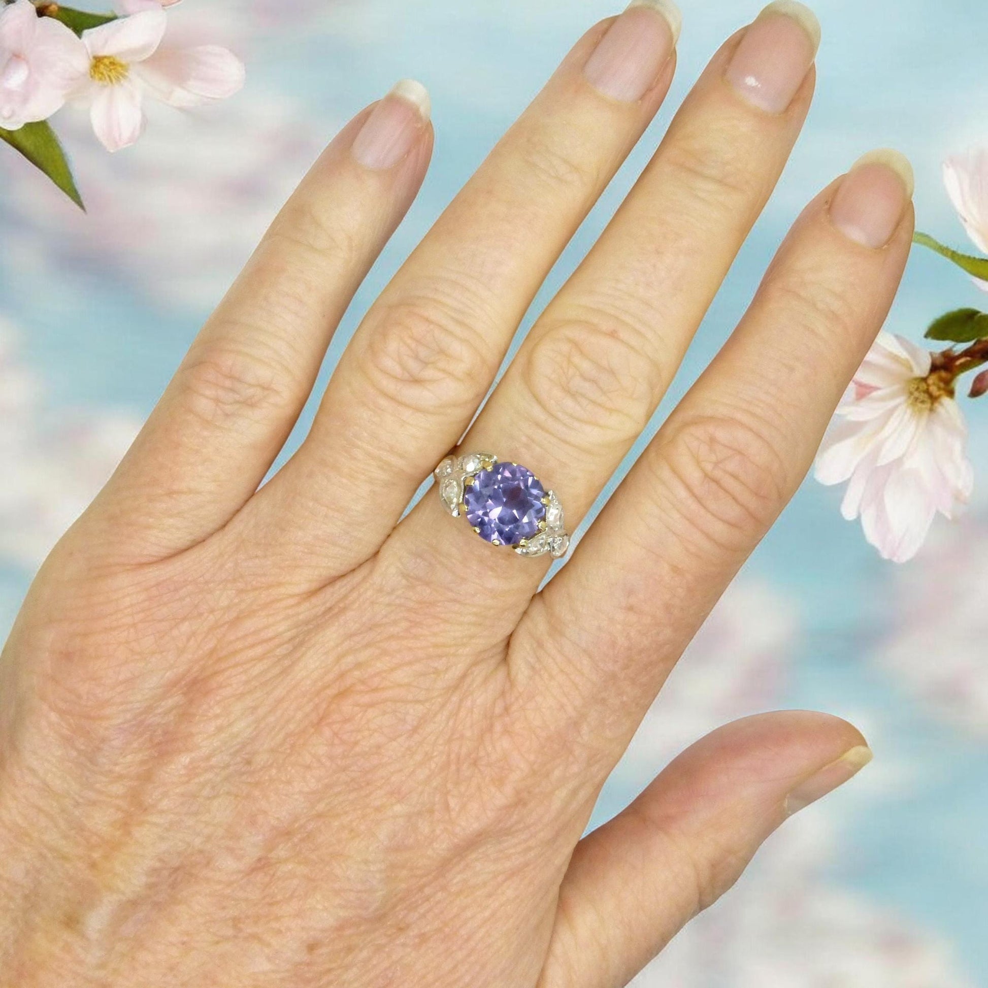 Vintage gold diamond & Synthetic Sapphire/Alexandrite dress ring c1960's