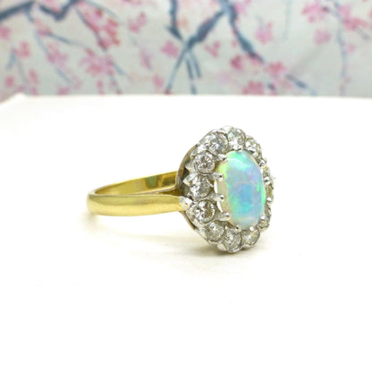 Vintage 18ct Opal & Diamond cluster ring with Valuation report