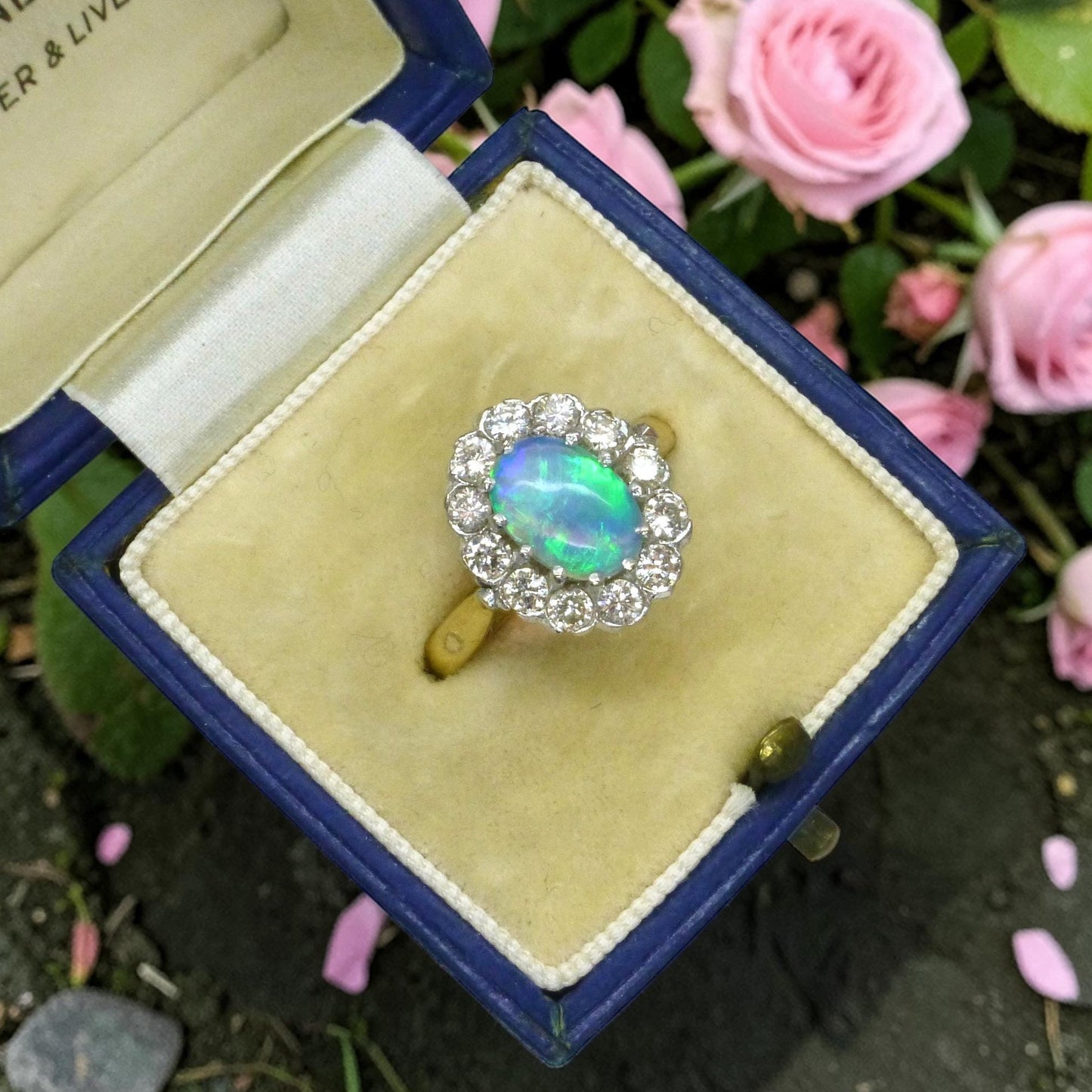 Vintage 18ct Opal & Diamond cluster ring with Valuation report