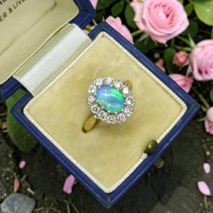 Vintage 18ct Opal & Diamond cluster ring with Valuation report