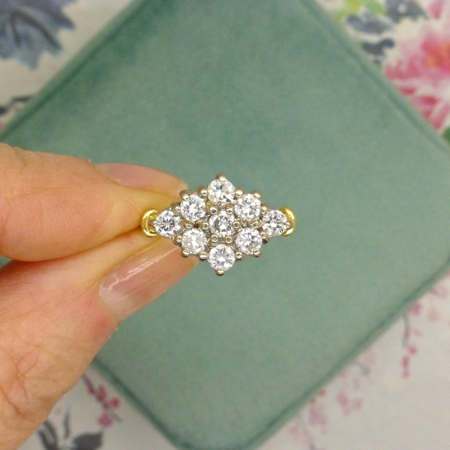 Vintage 18ct gold diamond kite shape cluster engagement ring 1.00 carat