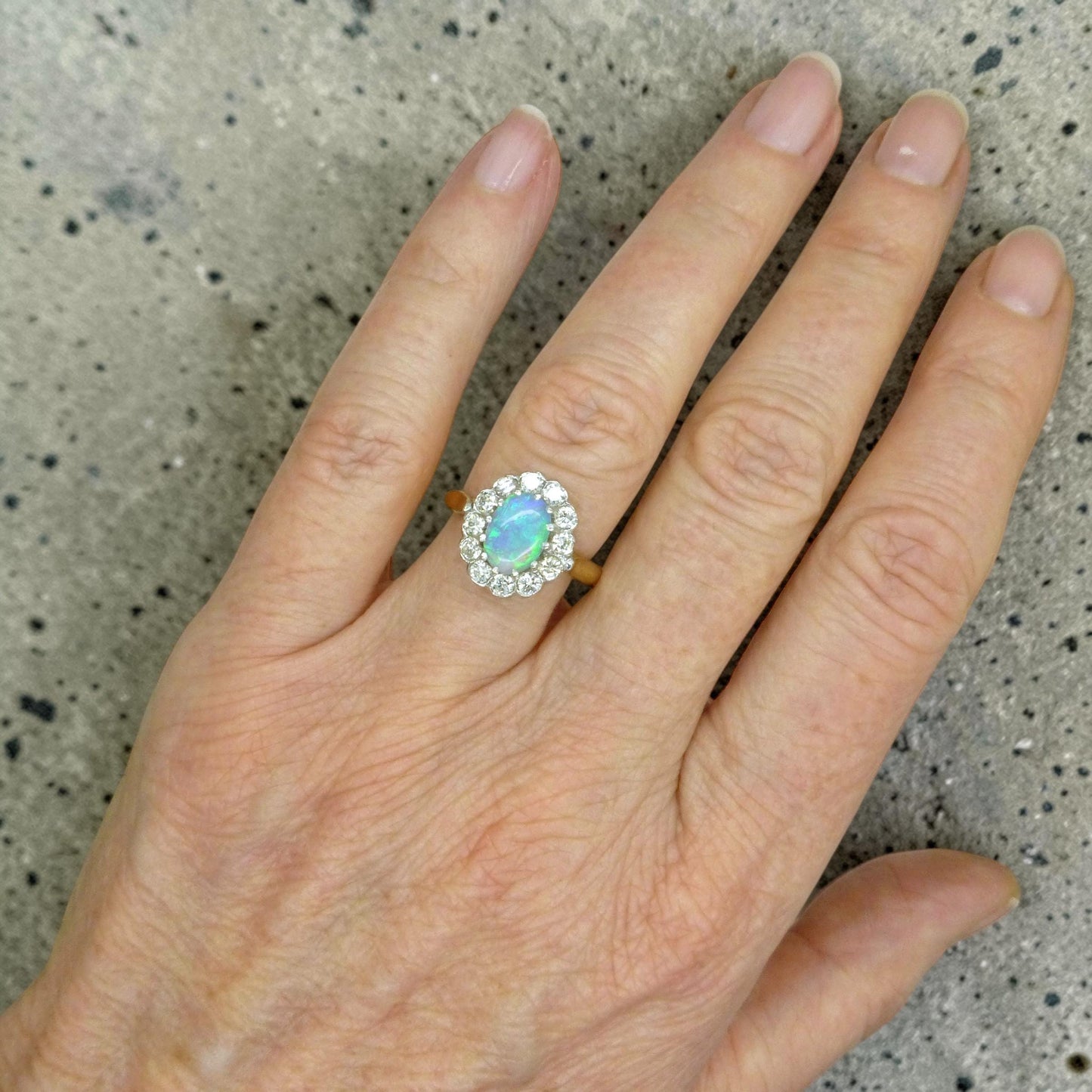 Vintage 18ct Opal & Diamond cluster ring with Valuation report