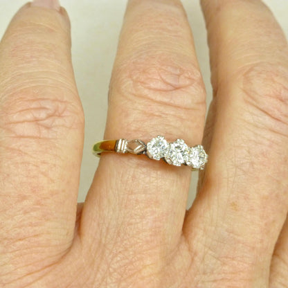 c1930's Vintage 18ct Platinum natural diamond three stone trilogy ring 0.50ct