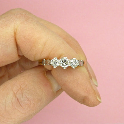 c1930's Vintage 18ct Platinum natural diamond three stone trilogy ring 0.50ct