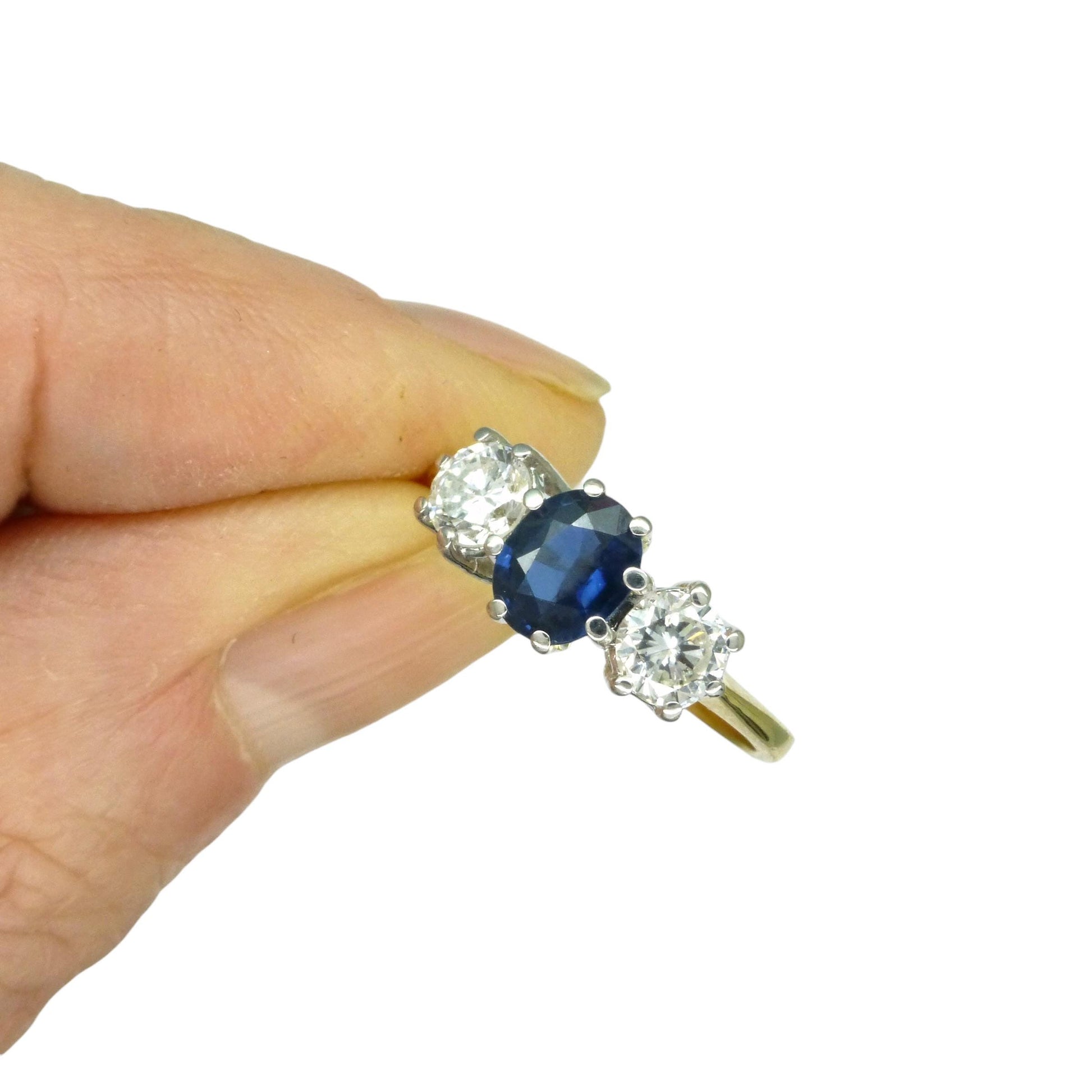 Vintage 18ct gold Natural Diamond & Sapphire three stone trilogy ring.