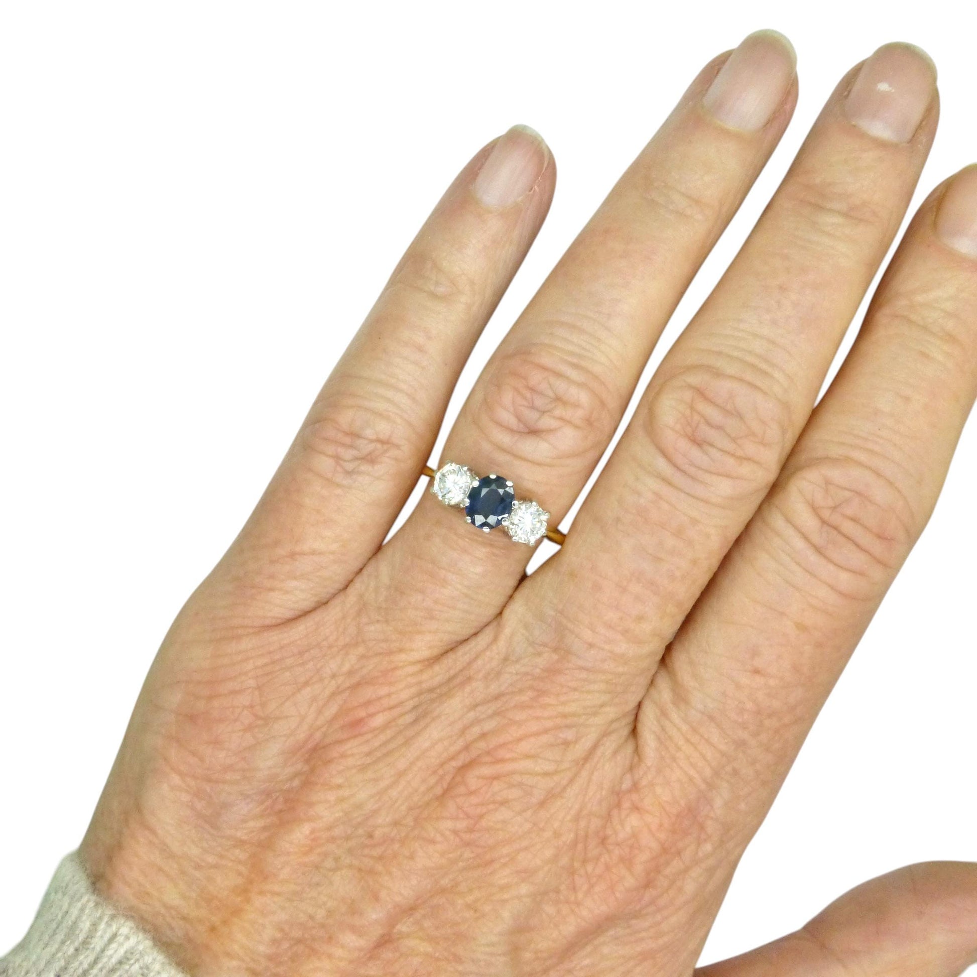 Vintage 18ct gold Natural Diamond & Sapphire three stone trilogy ring.